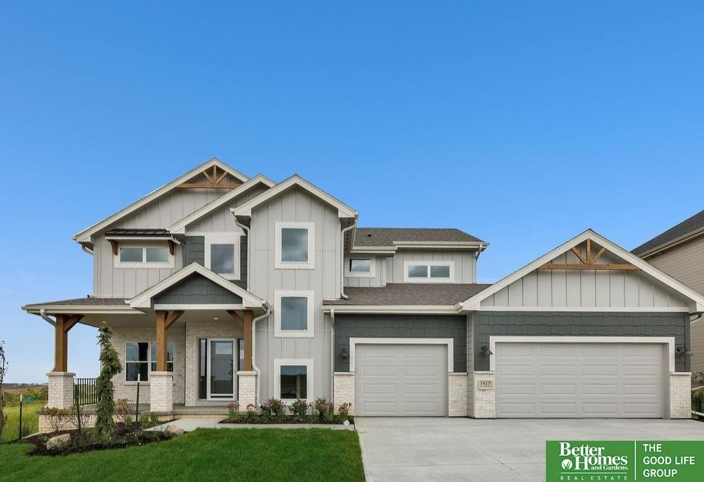 Single Family 4BR 3BA - 10212 S 191st Street, Omaha, NE