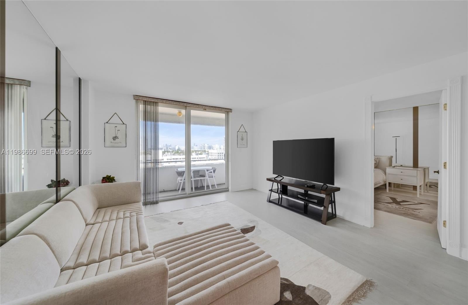 Condo 1BR 1BA - 465 Ocean Dr, Miami  Beach, FL