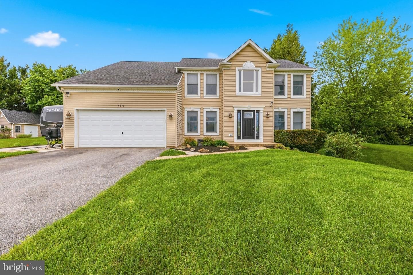 Single Family 4BR 4BA - 6341 TWIN PONDS LN, MOUNT AIRY, MD