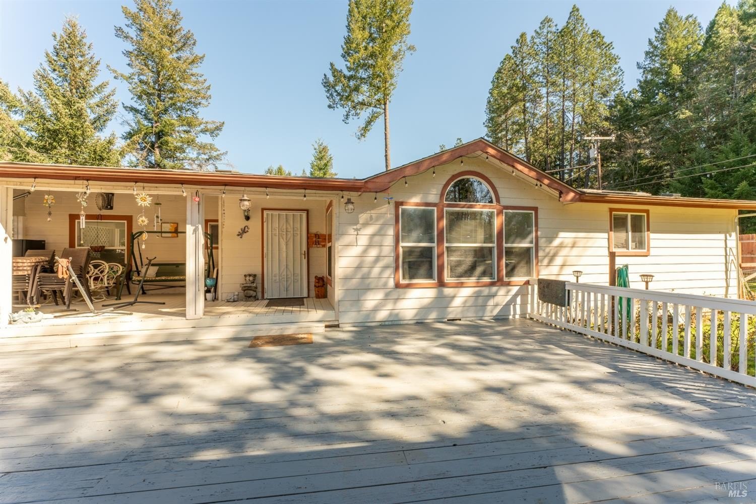 Manufactured Housing 3BR 2BA - 2301 North Road, Laytonville, CA