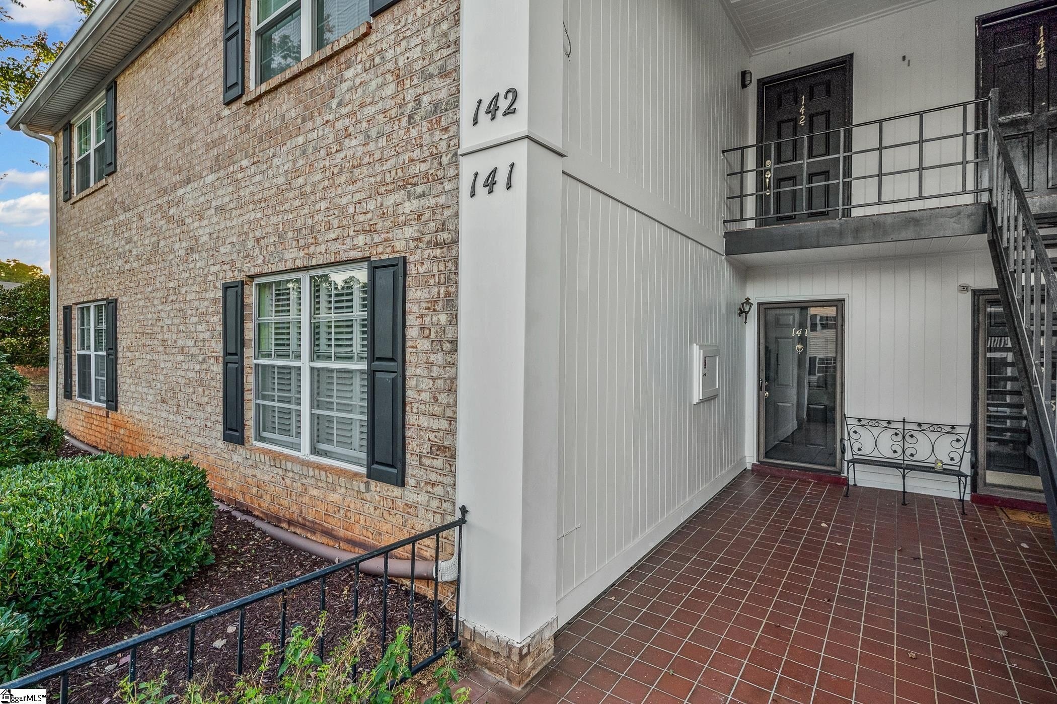 Condo 2BR 2BA - 925 Cleveland Street, Greenville, SC