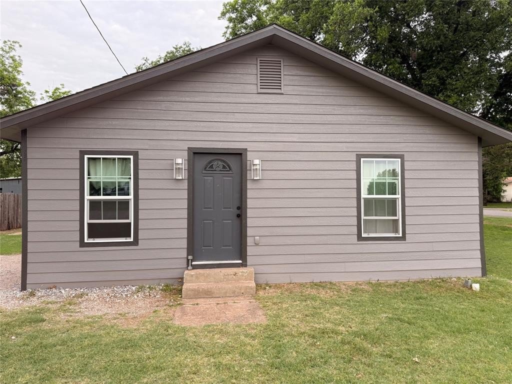 Single Family 3BR 1BA - 510 N Pacific Avenue, Iowa Park, TX