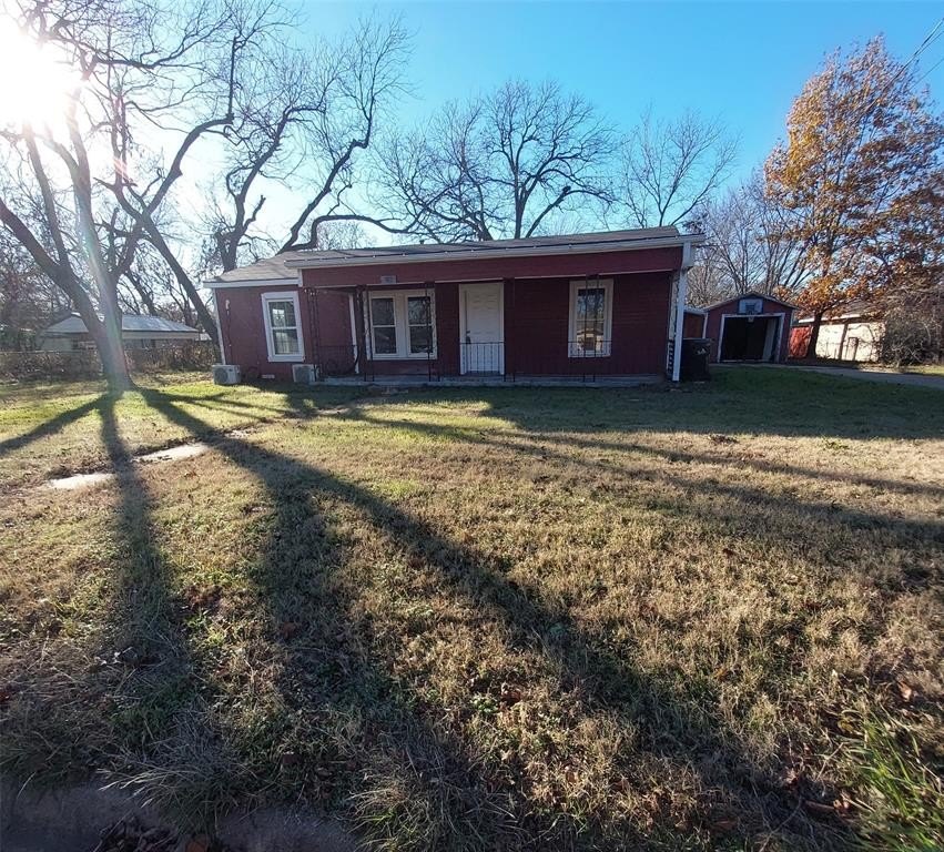 Single Family 3BR 2BA - 2425 Juanita Drive, Denison, TX