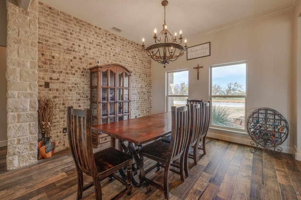 Single Family 4BR 3BA - 118 Spring Gap Avenue, Abilene, TX