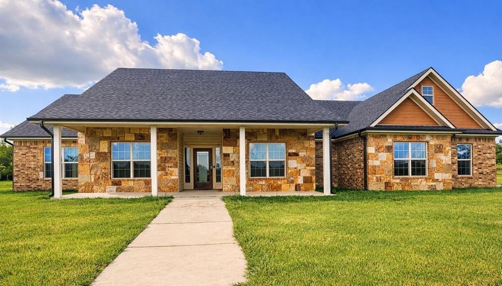 Single Family 4BR 3BA - 310 Pumping Jack Road, Sherman, TX