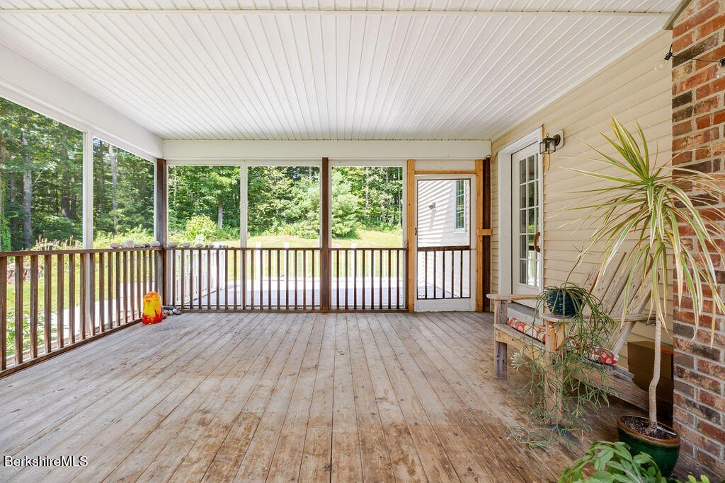 Single Family 3BR 3BA - 483 Home Rd, Sheffield, MA