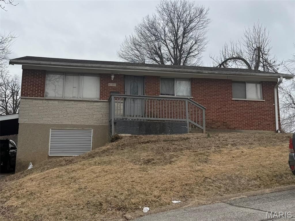 Single Family 4BR 3BA - 4100 Ammann Lane, St Louis, MO
