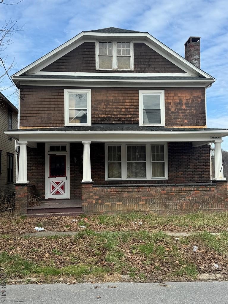 Single Family 4BR 2BA - 803 PARK AVE, Johnstown, PA