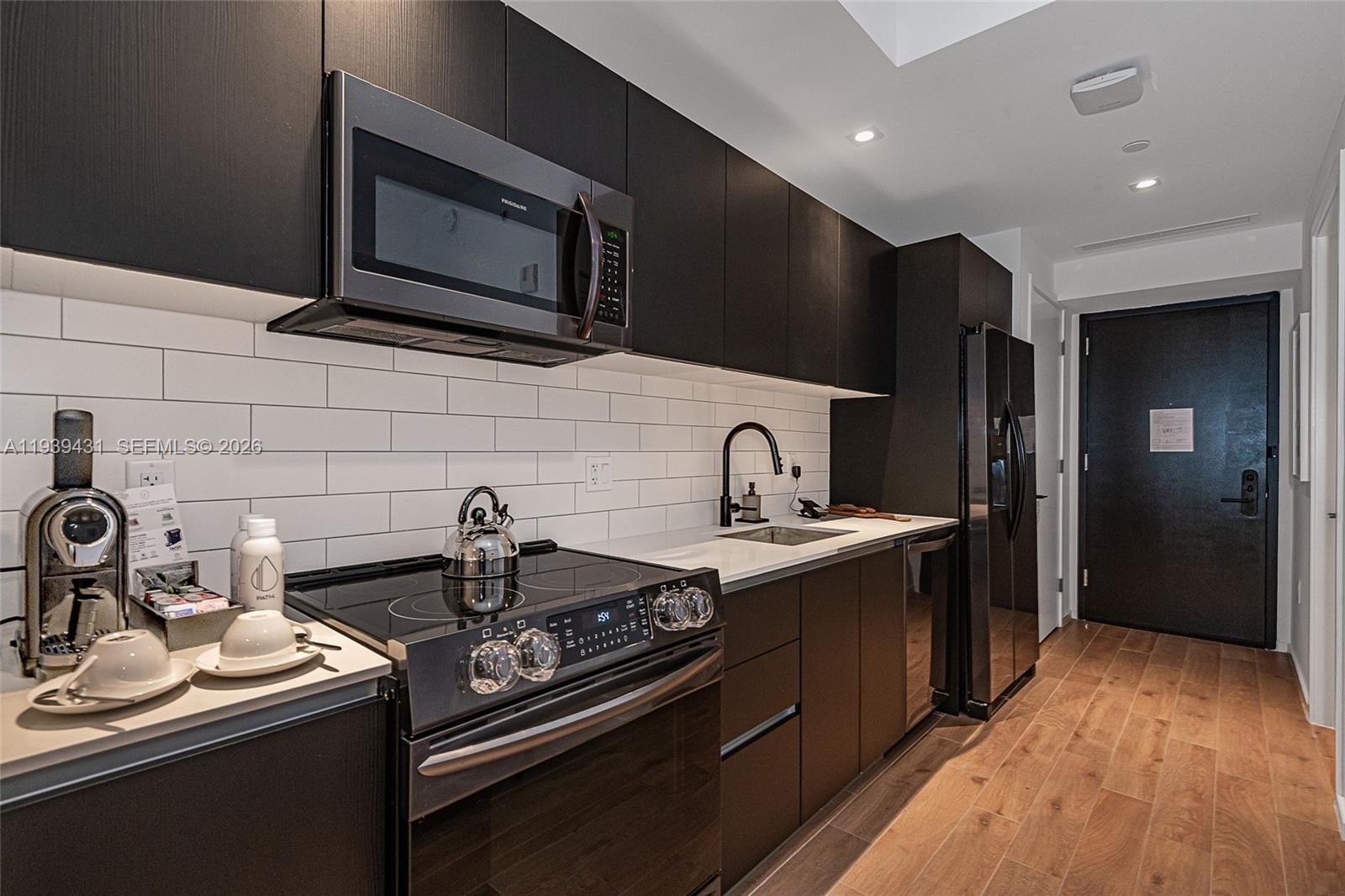 Condo 1BA - 398 NE 5th St, Miami, FL
