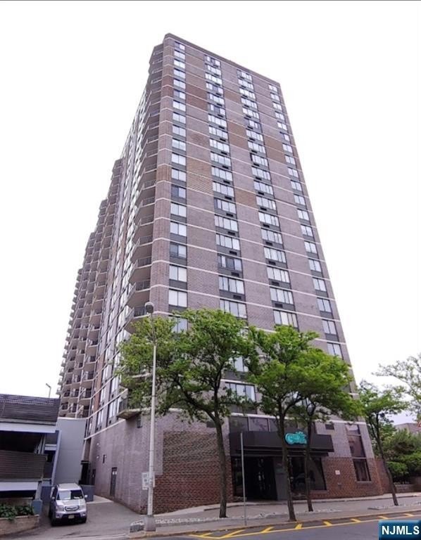 Other 2BR 2BA - 770 Anderson Avenue 6N, Cliffside Park, NJ