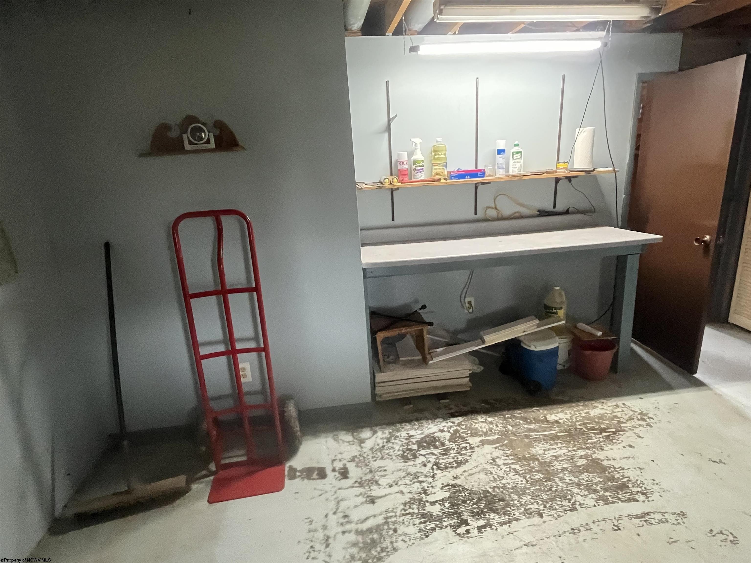 Single Family 3BR 2BA - 287 Rada Avenue, Weston, WV