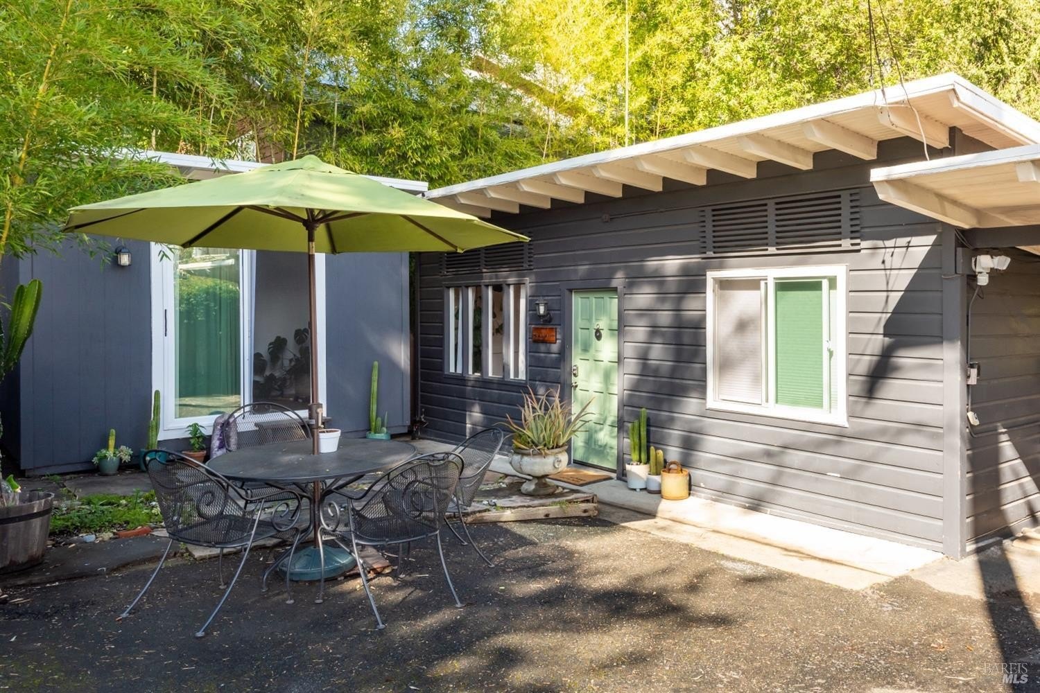 Single Family 2BR 1BA - 14792 Northern Avenue, Guerneville, CA