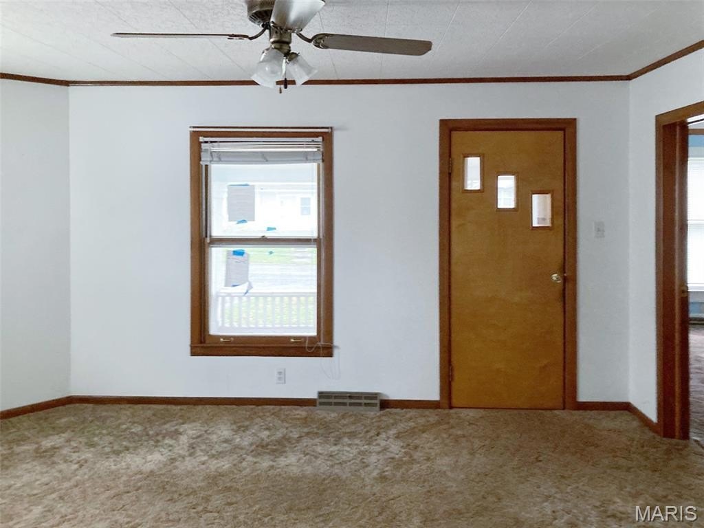 Single Family 3BR 3BA - 869 S Redman Avenue, Marshall, MO
