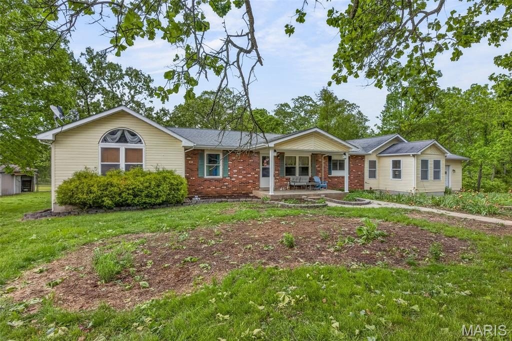 Single Family 2BR 3BA - 11697 John Emling Road, Bismarck, MO