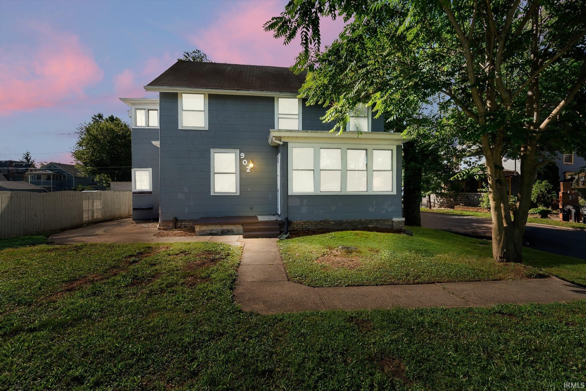 Single Family 3BR 2BA - 902 Lake Avenue, Fort Wayne, IN