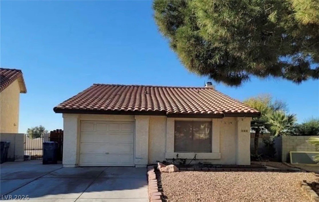 Single Family 2BR 2BA - 500 Prescott Street, Las Vegas, NV