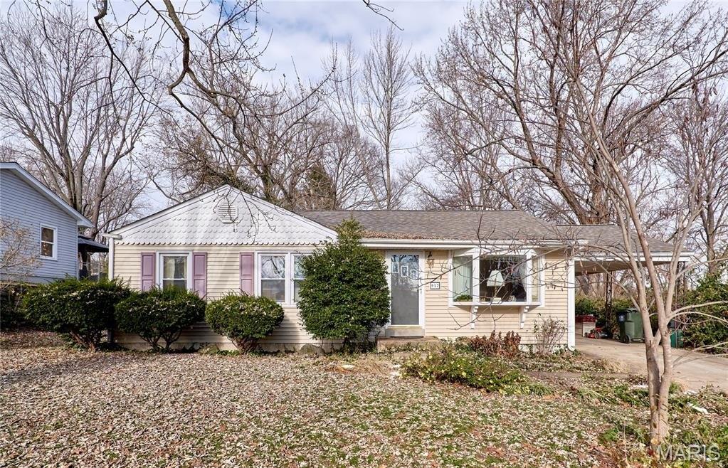 Single Family 3BR 1BA - 917 Hawthorn Avenue, St Charles, MO
