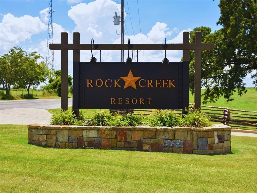 Plots and Land - 173 Sailfish Point Drive, Gordonville, TX
