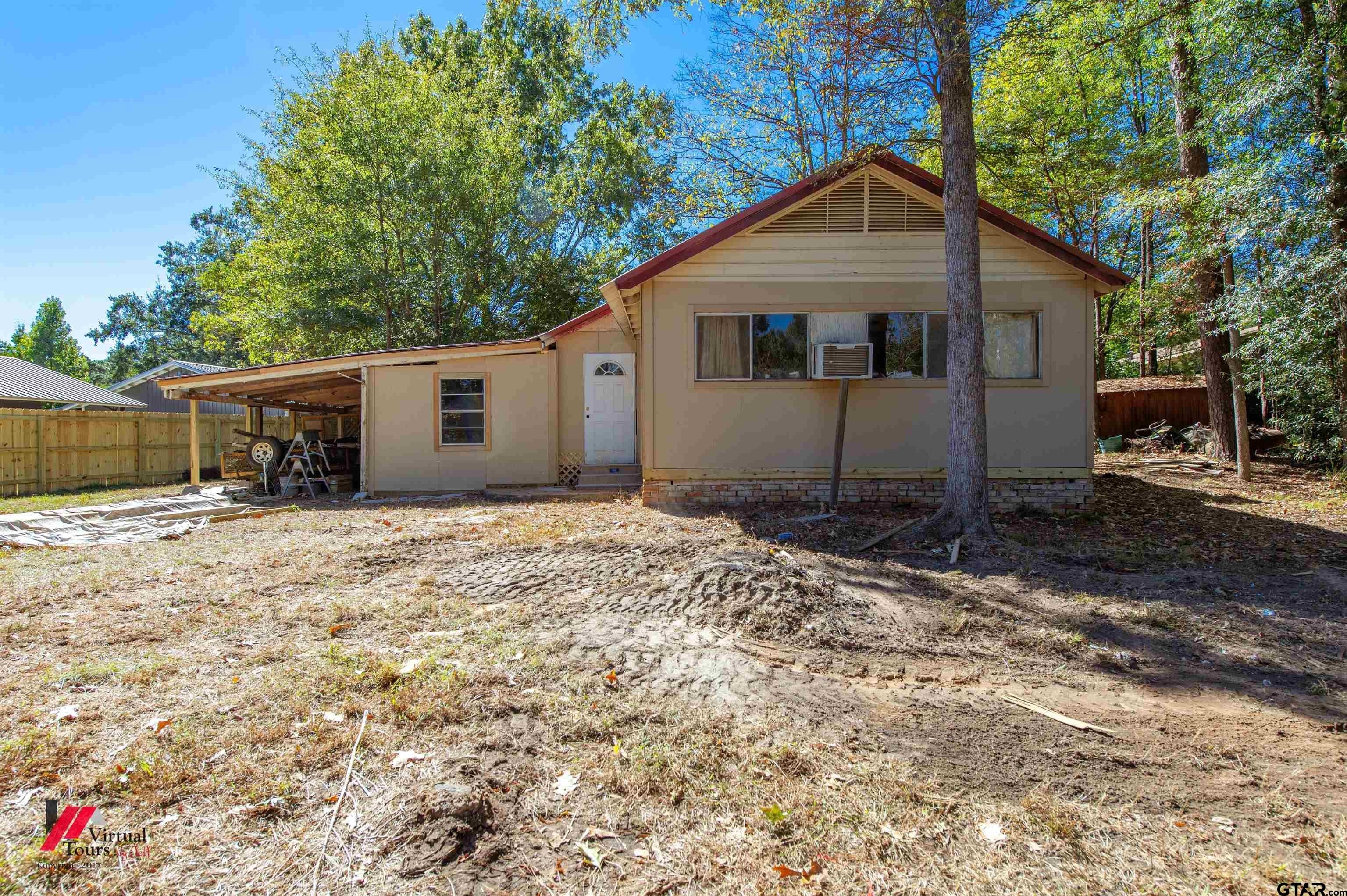 Single Family 2BR 1BA - 208 CR 2780, Shelbyville, TX