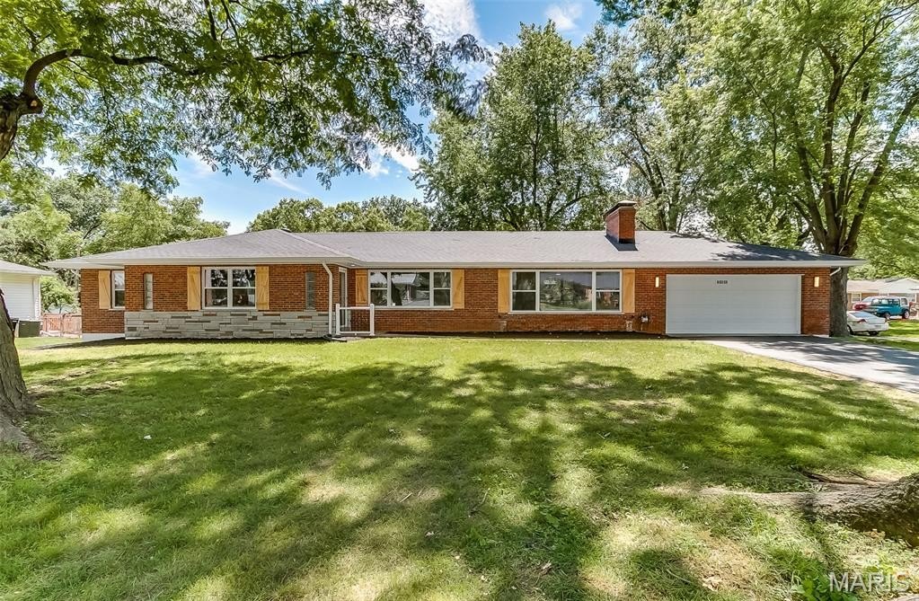 Single Family 5BR 2BA - 11640 Bellefontaine Road, Bellefontaine Nghbrs, MO