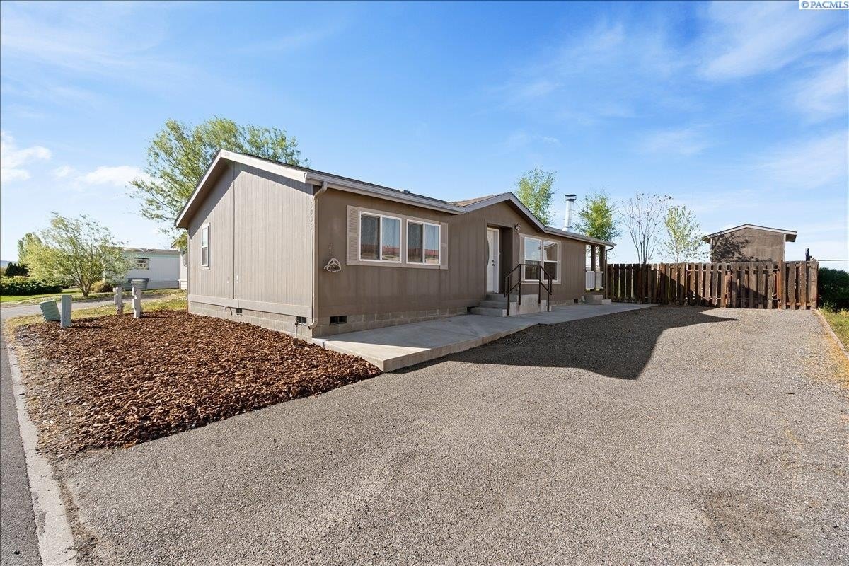 Other 2BR 2BA - 6306 James St, West Richland, WA