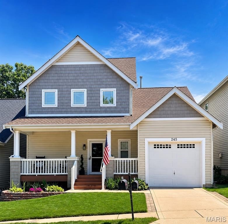 Single Family 3BR 4BA - 245 Montclair Tower Drive, St Charles, MO