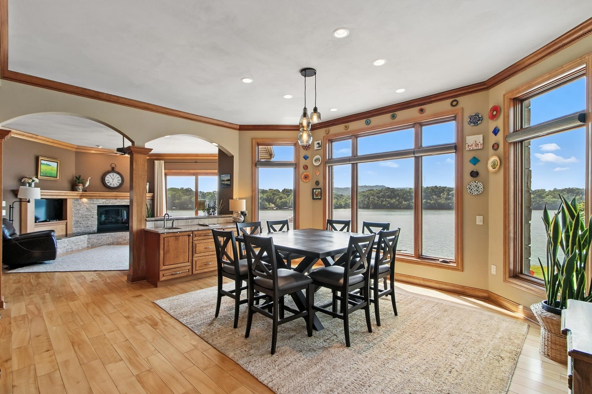 Single Family 4BR 5BA - E12261 Timber Ridge Trail, Prairie Du Sac, WI
