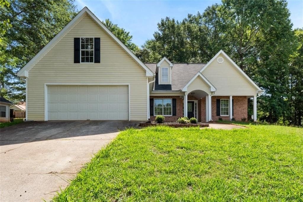 Single Family 3BR 2BA - 70 Rock Wood Court, Covington, GA