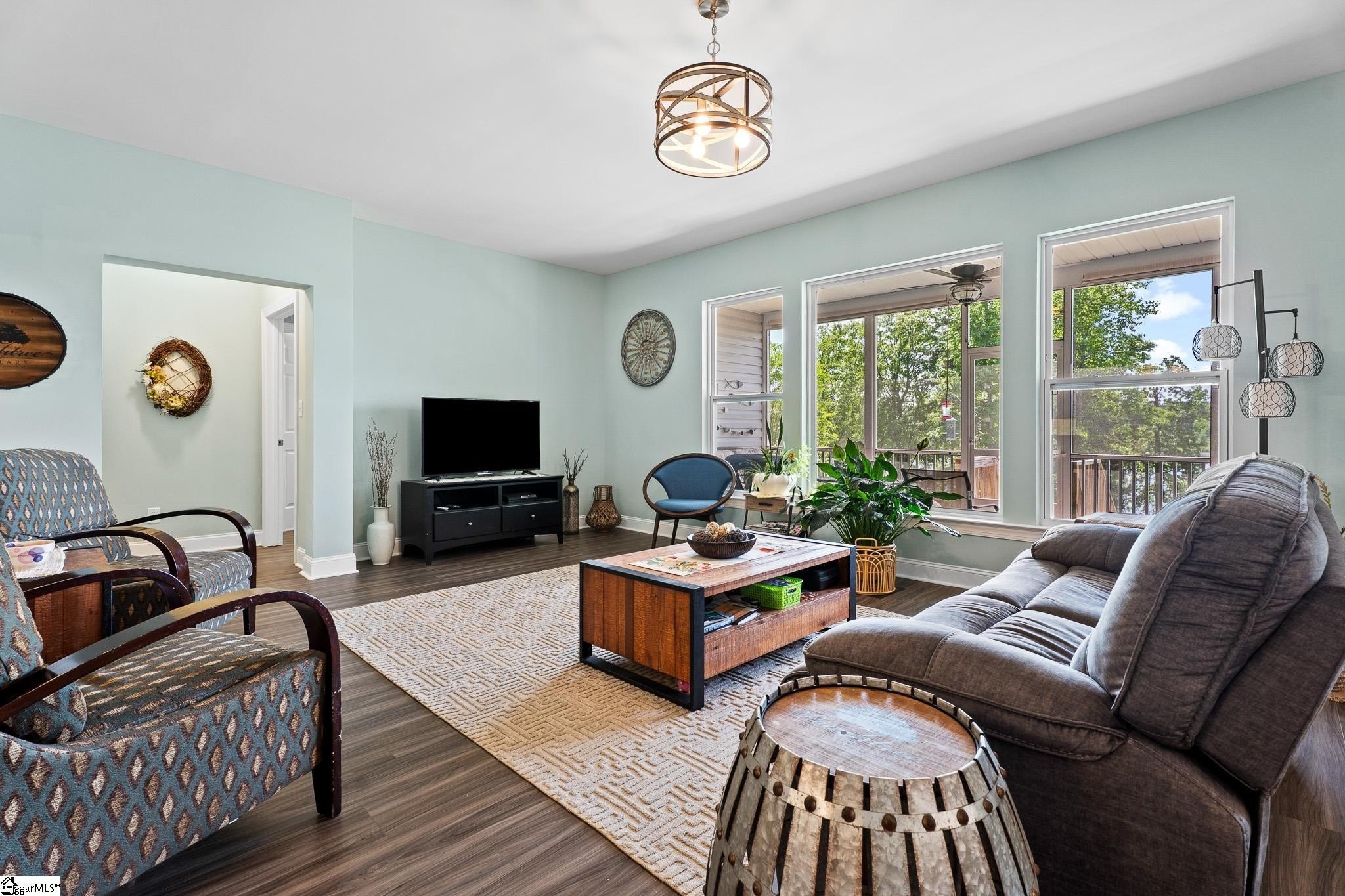 Single Family 3BR 2BA - 102 Indian Ridge Point, Laurens, SC