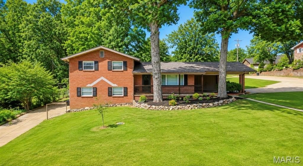 Single Family 3BR 2BA - 1945 Woodhaven Road, Poplar Bluff, MO