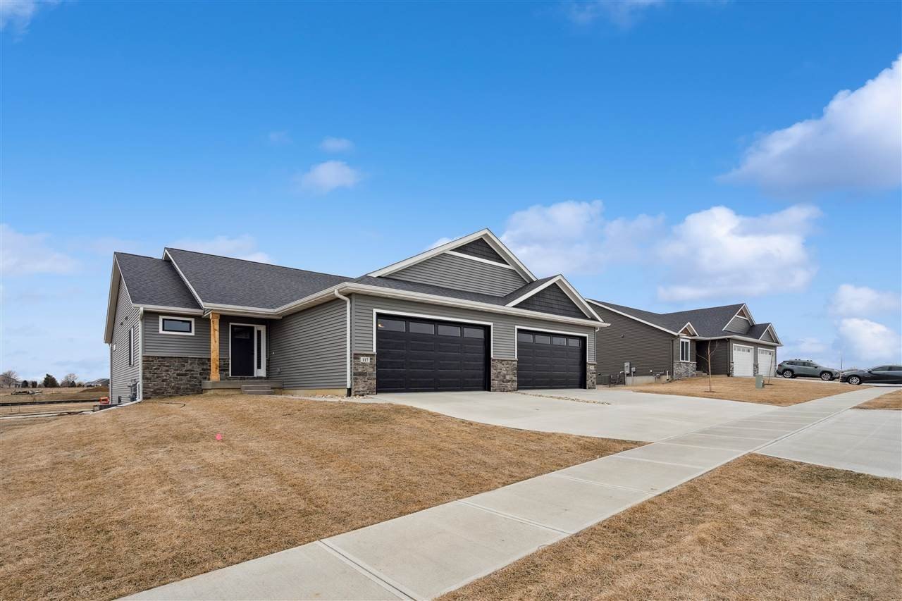 Other 4BR 3BA - 827 Prairie View Dr, WestBranch, IA