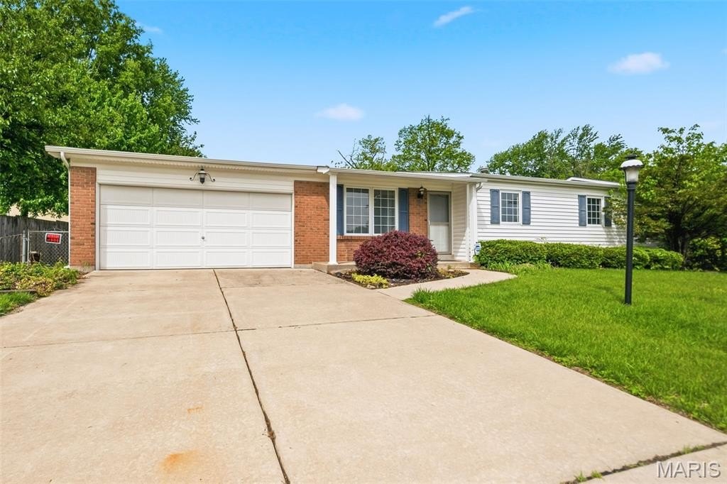 Single Family 3BR 3BA - 11 Denallen Drive, St Peters, MO