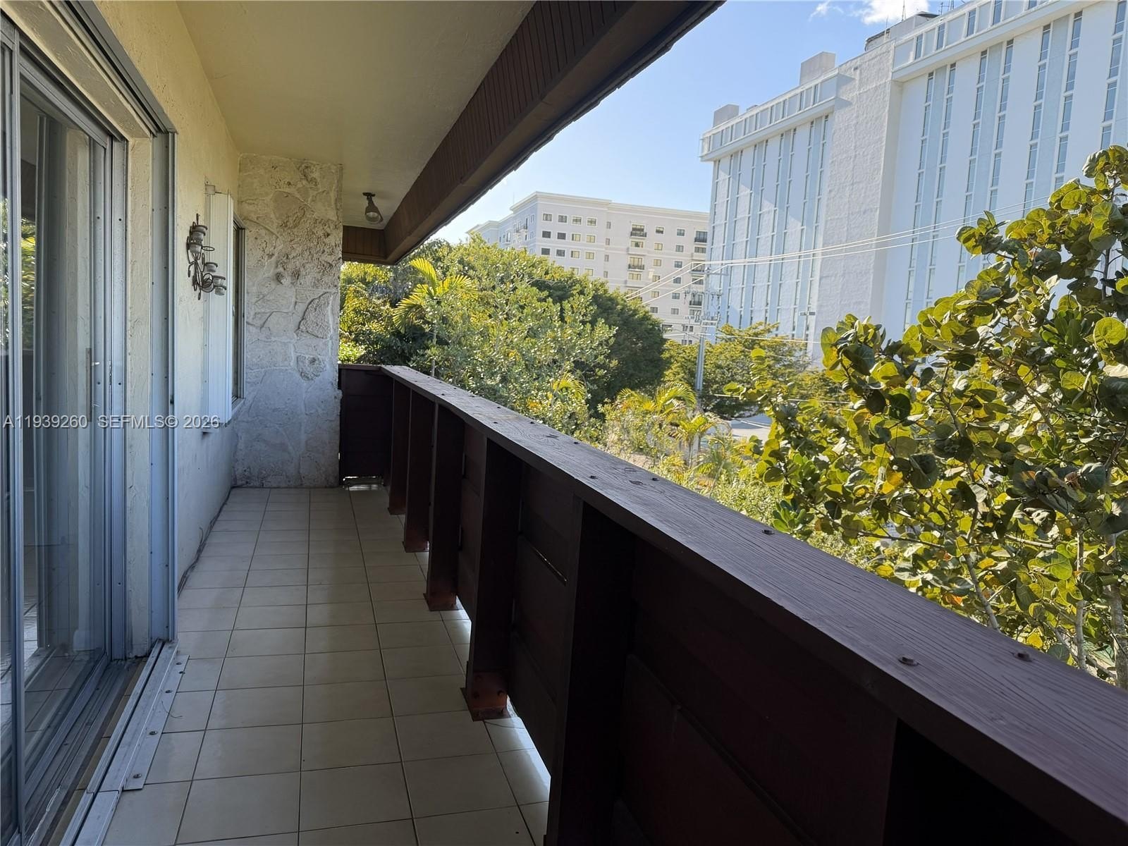 Condo 2BR 2BA - 1205 Mariposa Ave, Coral Gables, FL