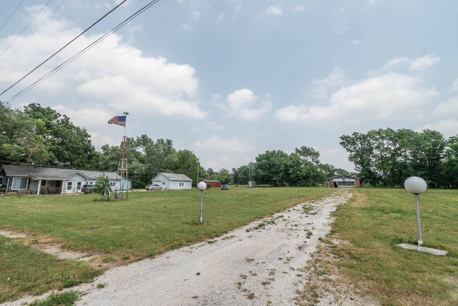 Other - 212 S 15th, Fredonia, KS