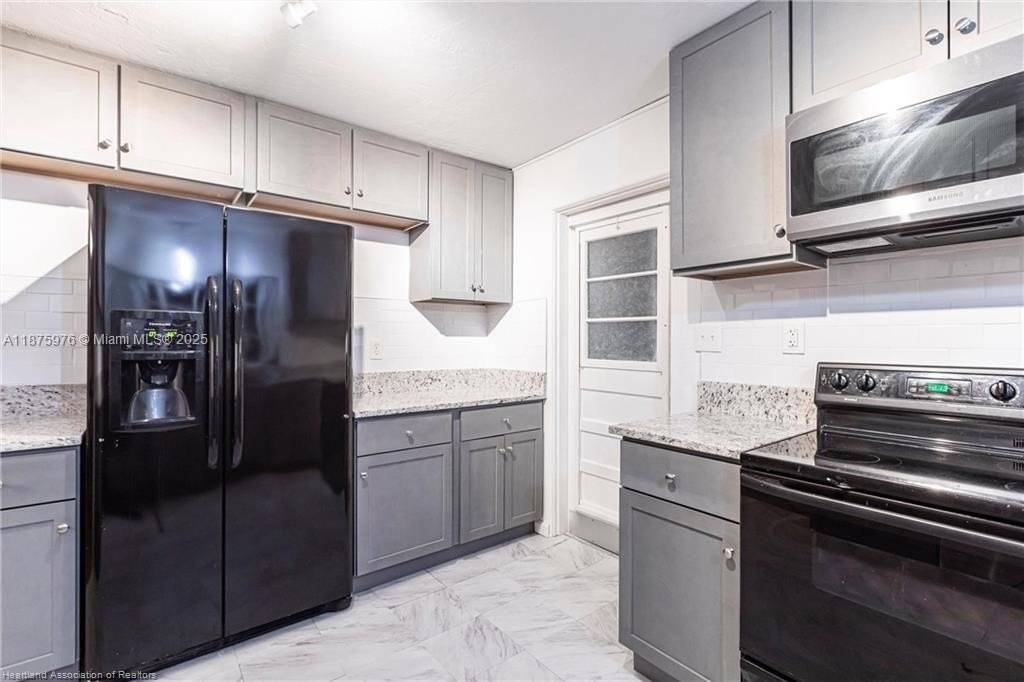 Single Family 3BR 2BA - 2600 Lakeview Drive, Sebring, FL