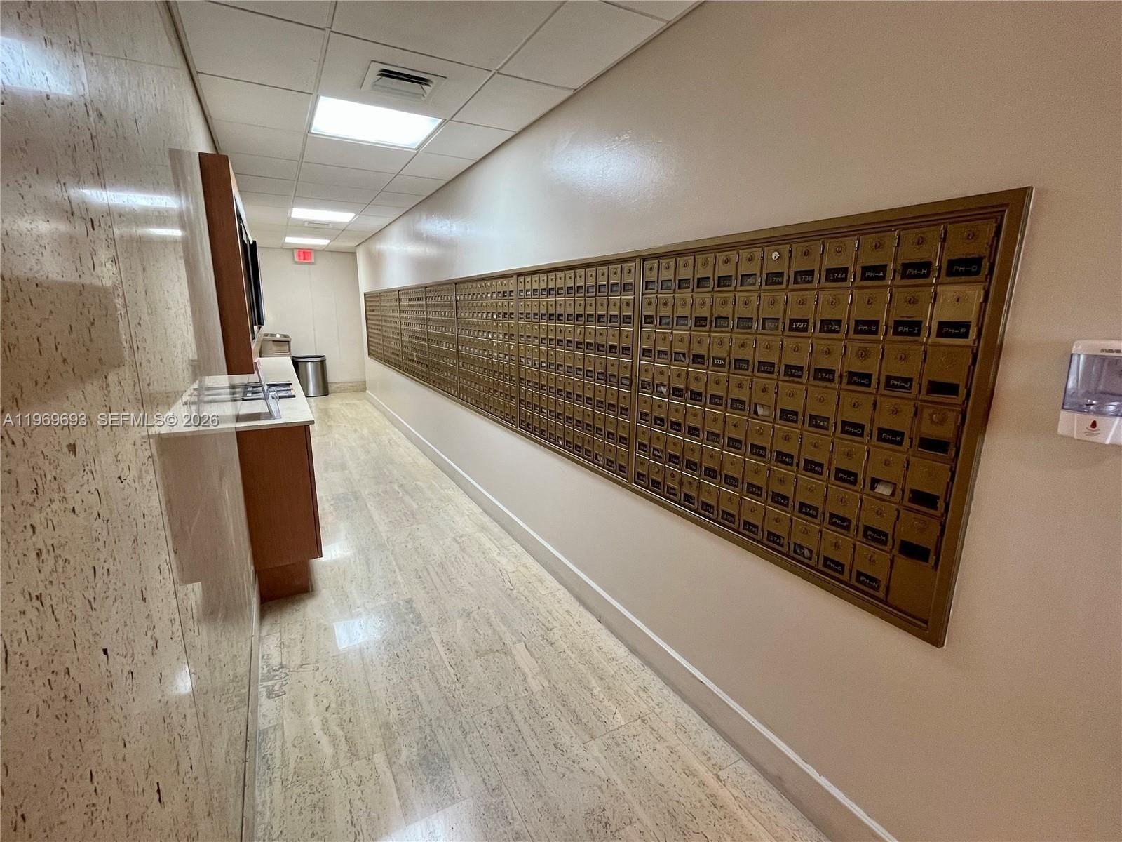 Condo 1BA - 2899 Collins Ave, Miami  Beach, FL