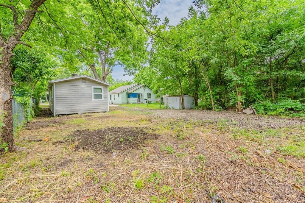 Single Family 4BR 2BA - 808 N Montgomery Street, Sherman, TX