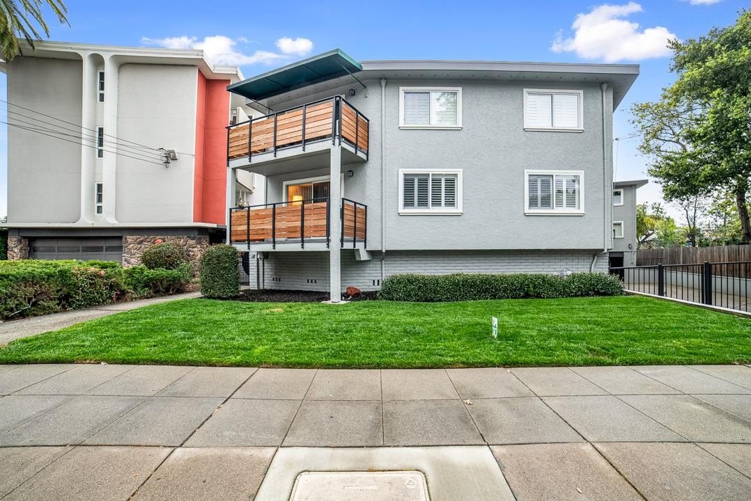 Condo 2BR 2BA - 88 Claremont AVE 8, Redwood City, CA