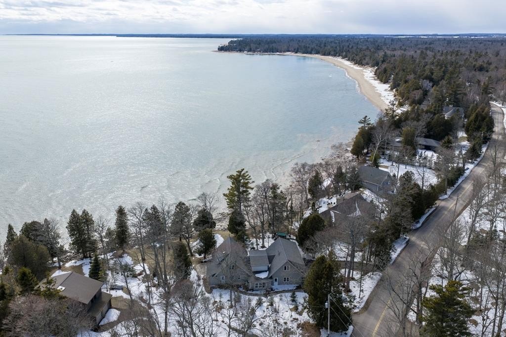 Other 3BR 3BA - 4174 Glidden Dr, Sturgeon Bay, WI