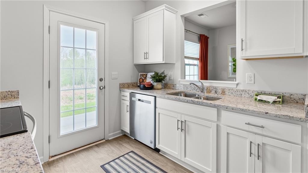 Single Family 3BR 3BA - 806 Gaelic Drive, Gibsonville, NC