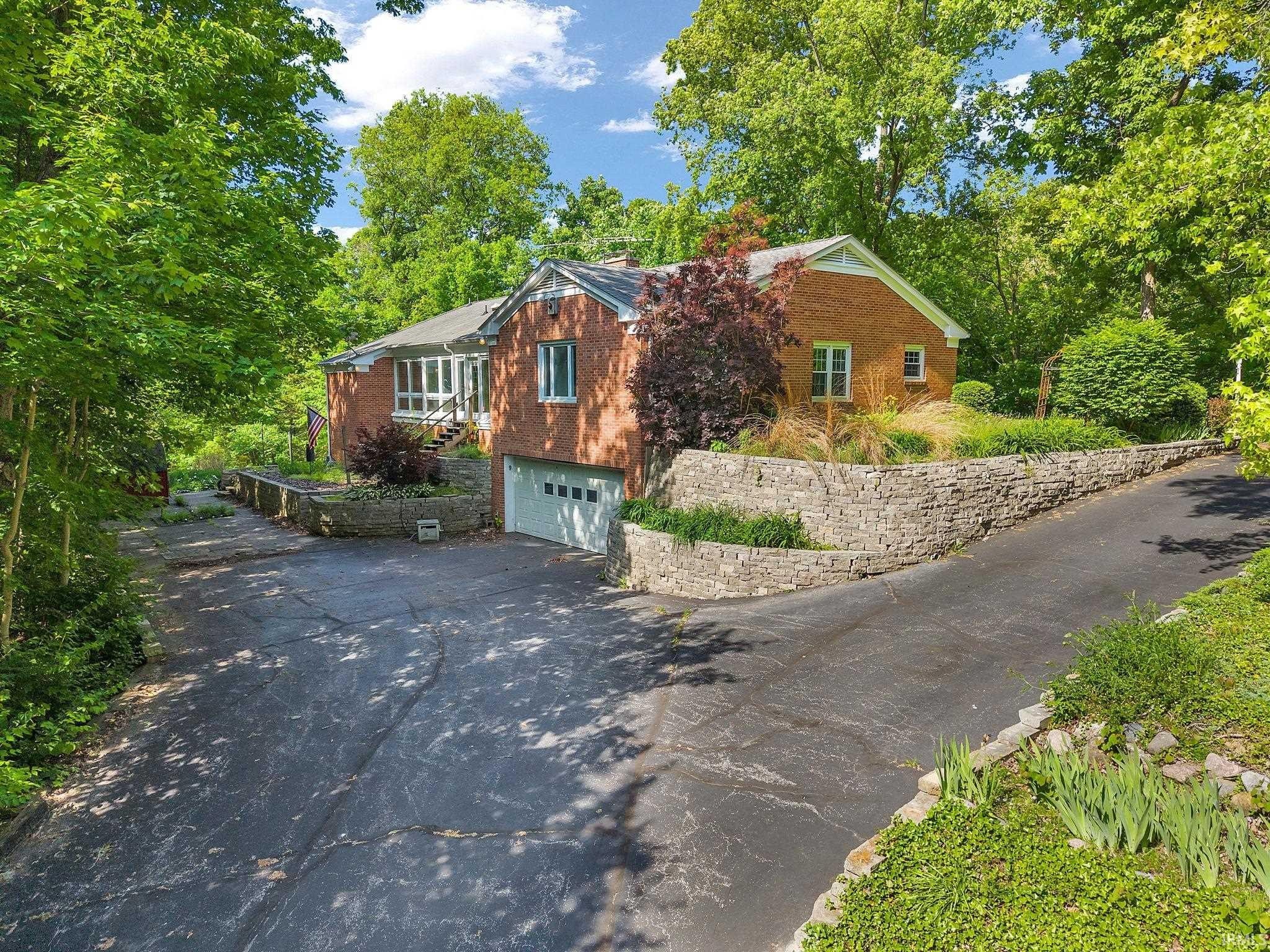 Single Family 3BR 4BA - 9 Elvernan Drive, West Lafayette, IN