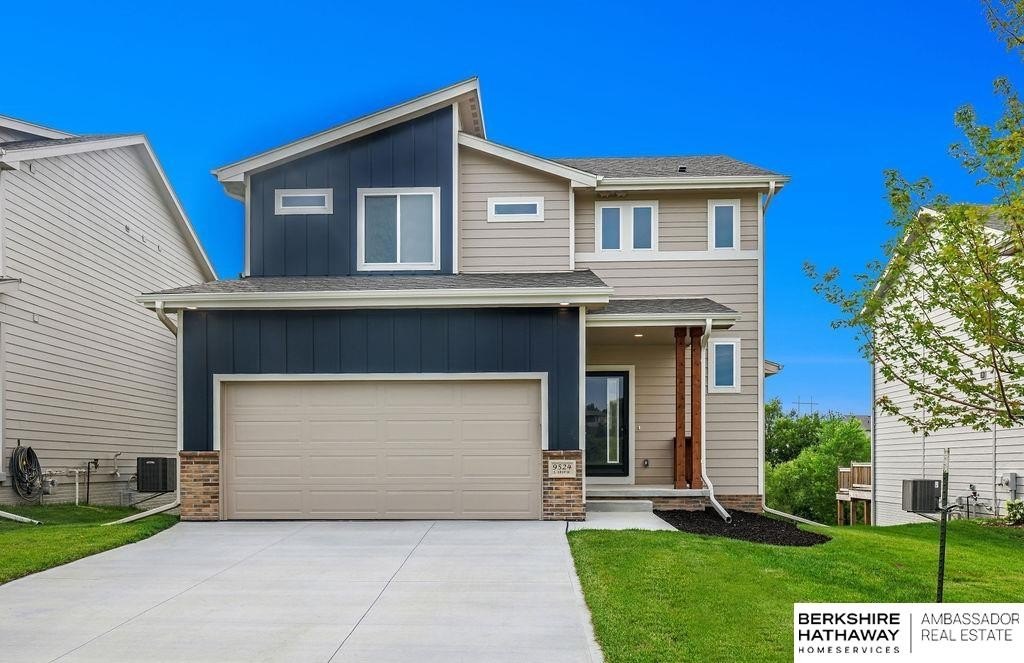 Single Family 3BR 4BA - 9524 S 181 Street, Omaha, NE
