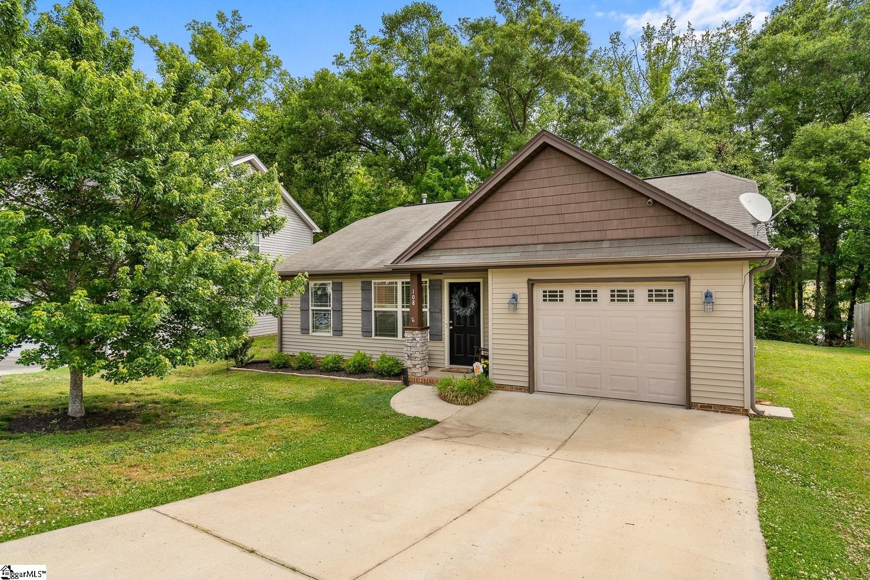 Single Family 3BR 2BA - 108 Belspring Lane, Anderson, SC