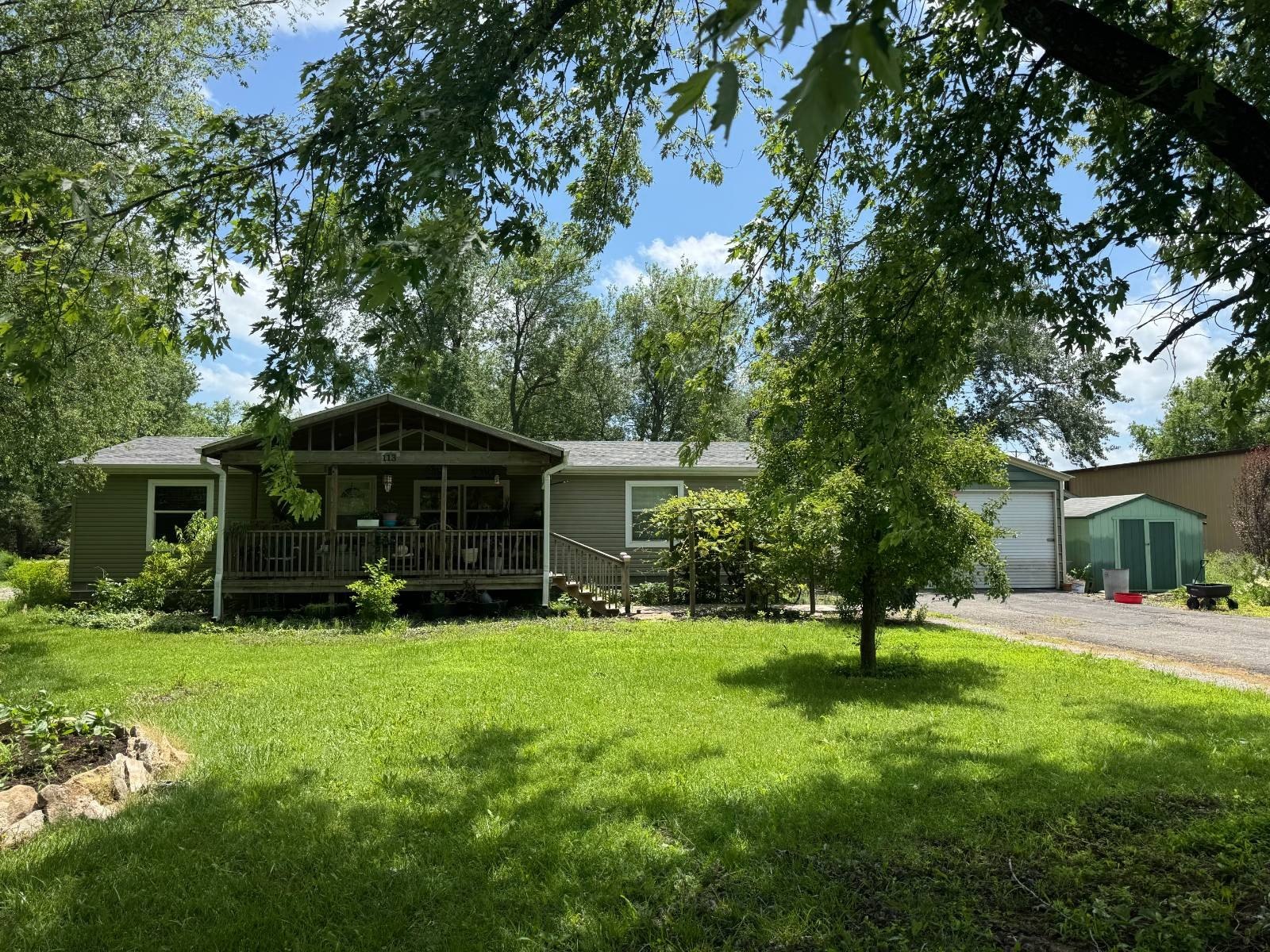 Manufactured Housing 3BR 2BA - 113  E 4th Street, Hepler, KS