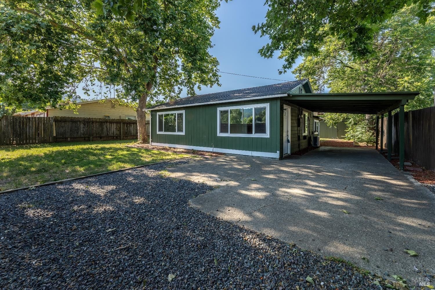 Single Family 3BR 2BA - 160 Thomas Street, Ukiah, CA