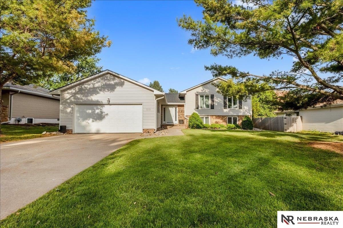Single Family 4BR 3BA - 3809 N 206th Street, Omaha, NE