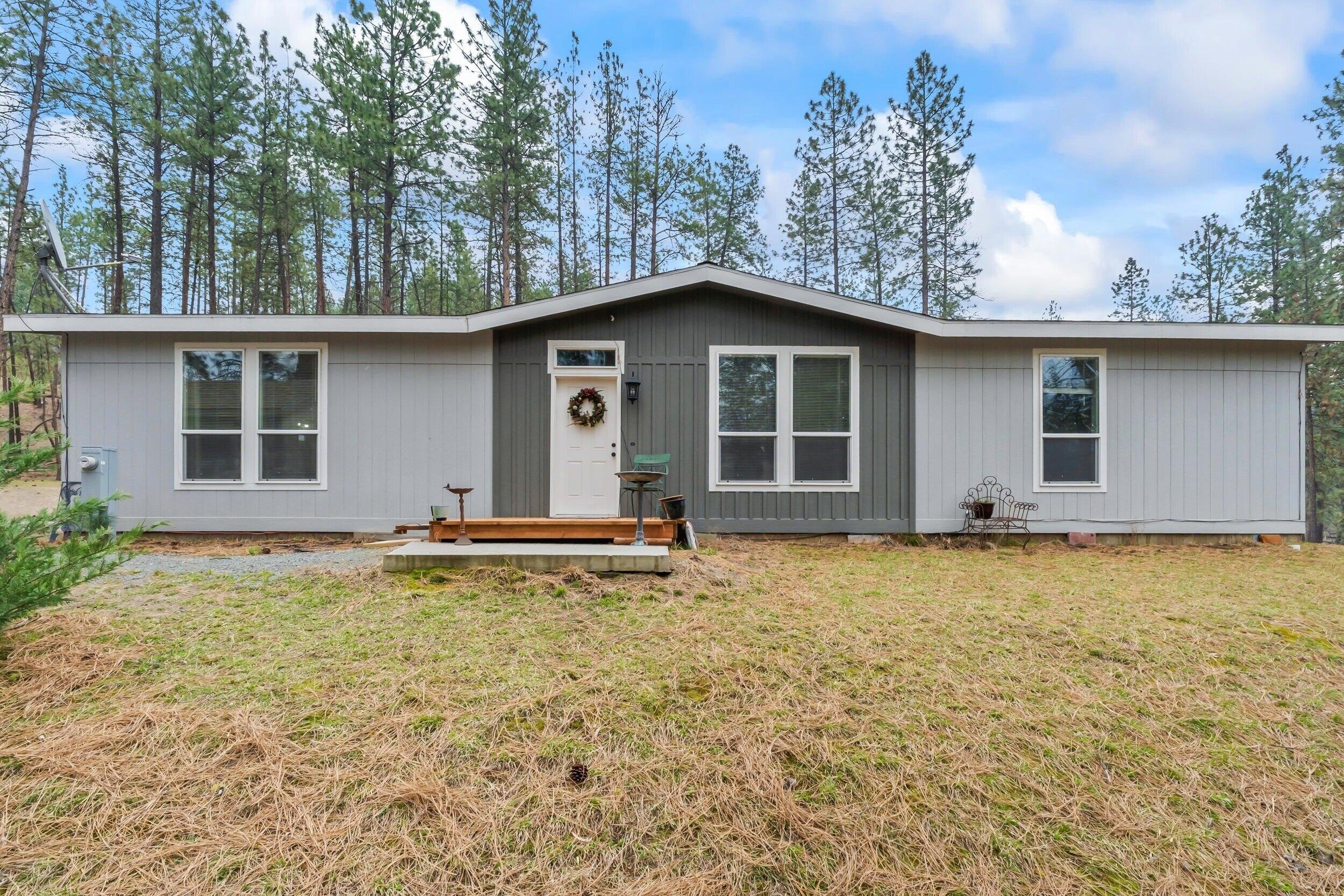 Single Family 3BR 2BA - 1477 COLLEGE LN, KETTLE FALLS, WA