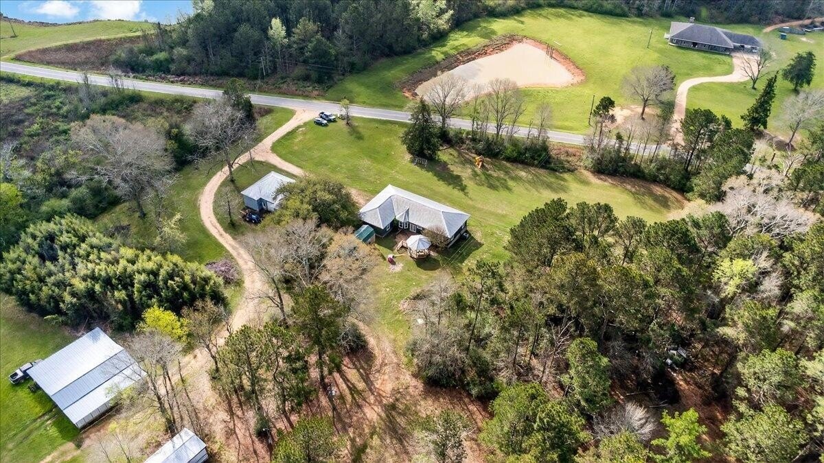 Single Family 3BR 3BA - 473 Goss Bunker Hill, Columbia, MS