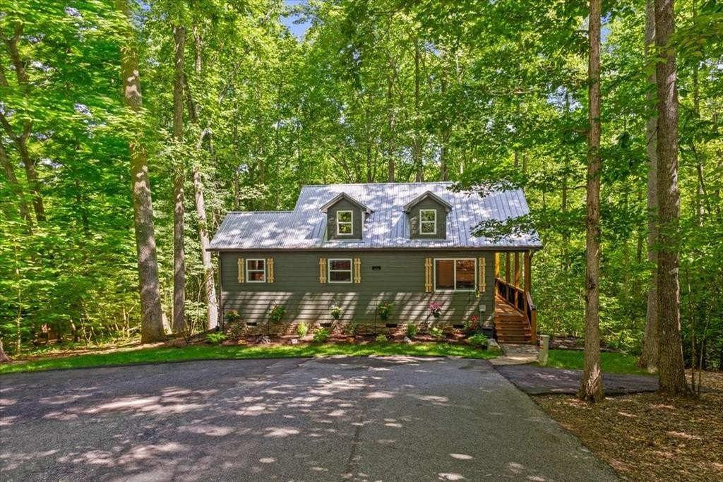 Single Family 1BR 1BA - 27 Village Way, Blairsville, GA