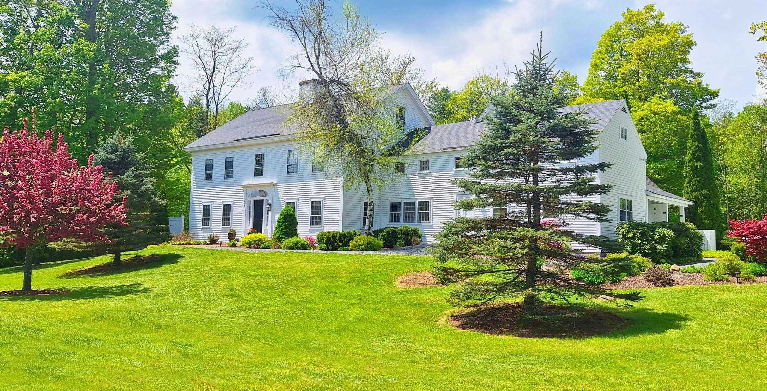 Single Family 6BR 7BA - 499 Andover Road, New London, NH